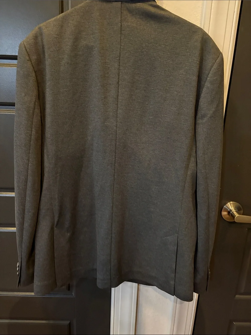 NFINITY Men's Charcoal Gray Two-Button Blazer